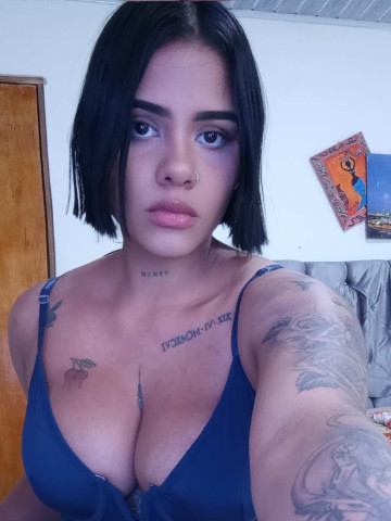 Selene_Zaray