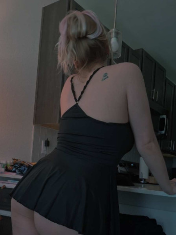 lady-dark